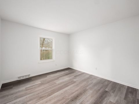 Tiny photo for 1213 Nantucket Avenue, Columbus, OH 43235 (MLS # 225044410)
