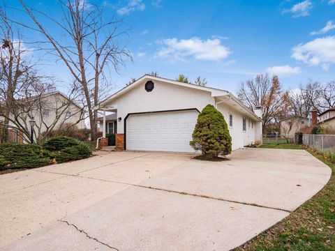 Tiny photo for 1213 Nantucket Avenue, Columbus, OH 43235 (MLS # 225044410)
