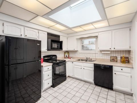 Tiny photo for 1213 Nantucket Avenue, Columbus, OH 43235 (MLS # 225044410)