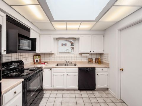 Tiny photo for 1213 Nantucket Avenue, Columbus, OH 43235 (MLS # 225044410)