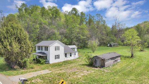 Homes For Sale - 7045 State Route 218<br/> Gallia County, Gallipolis, OH 45631