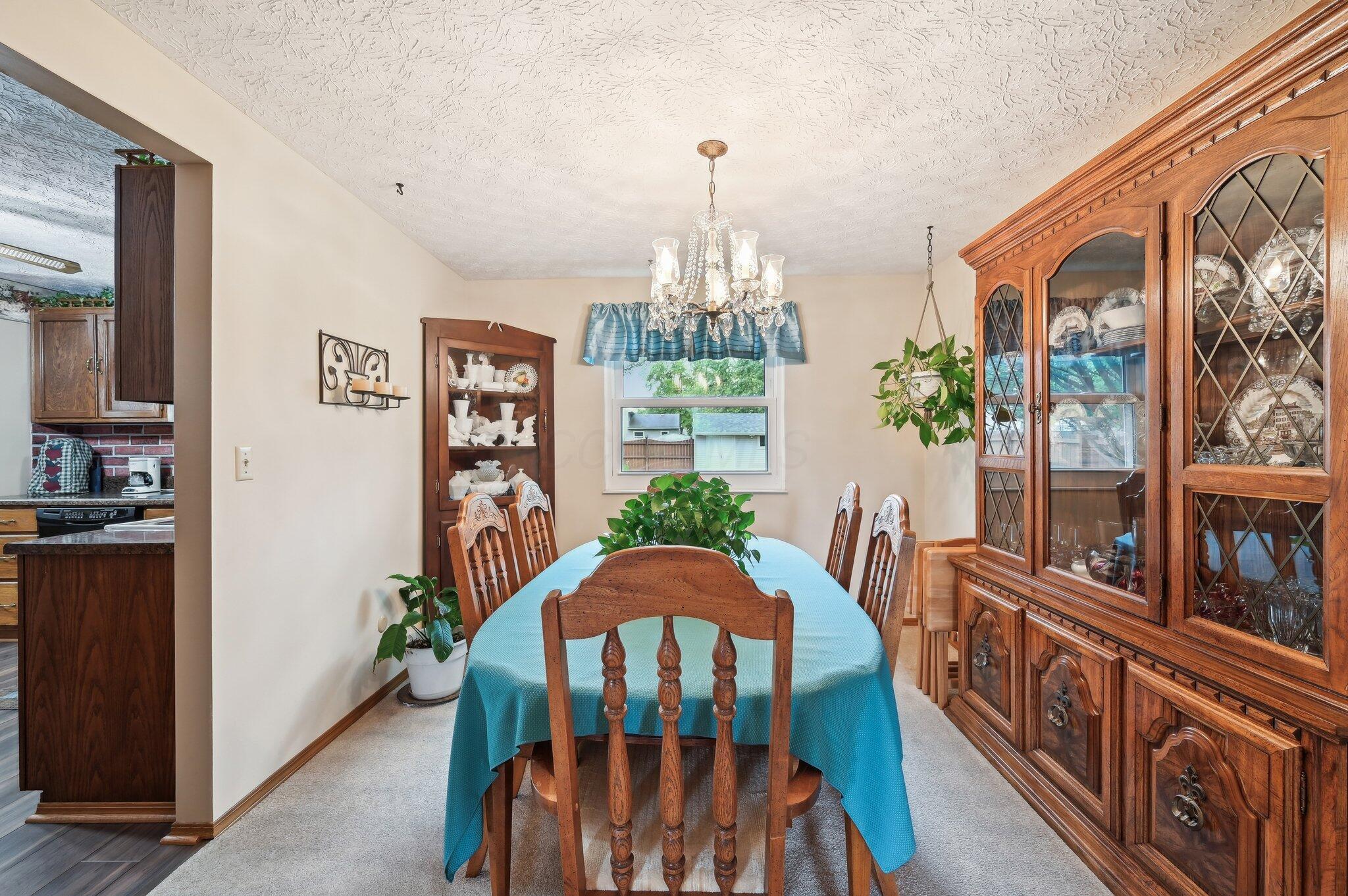 8177 Maugham Drive, Reynoldsburg, Ohio image 10