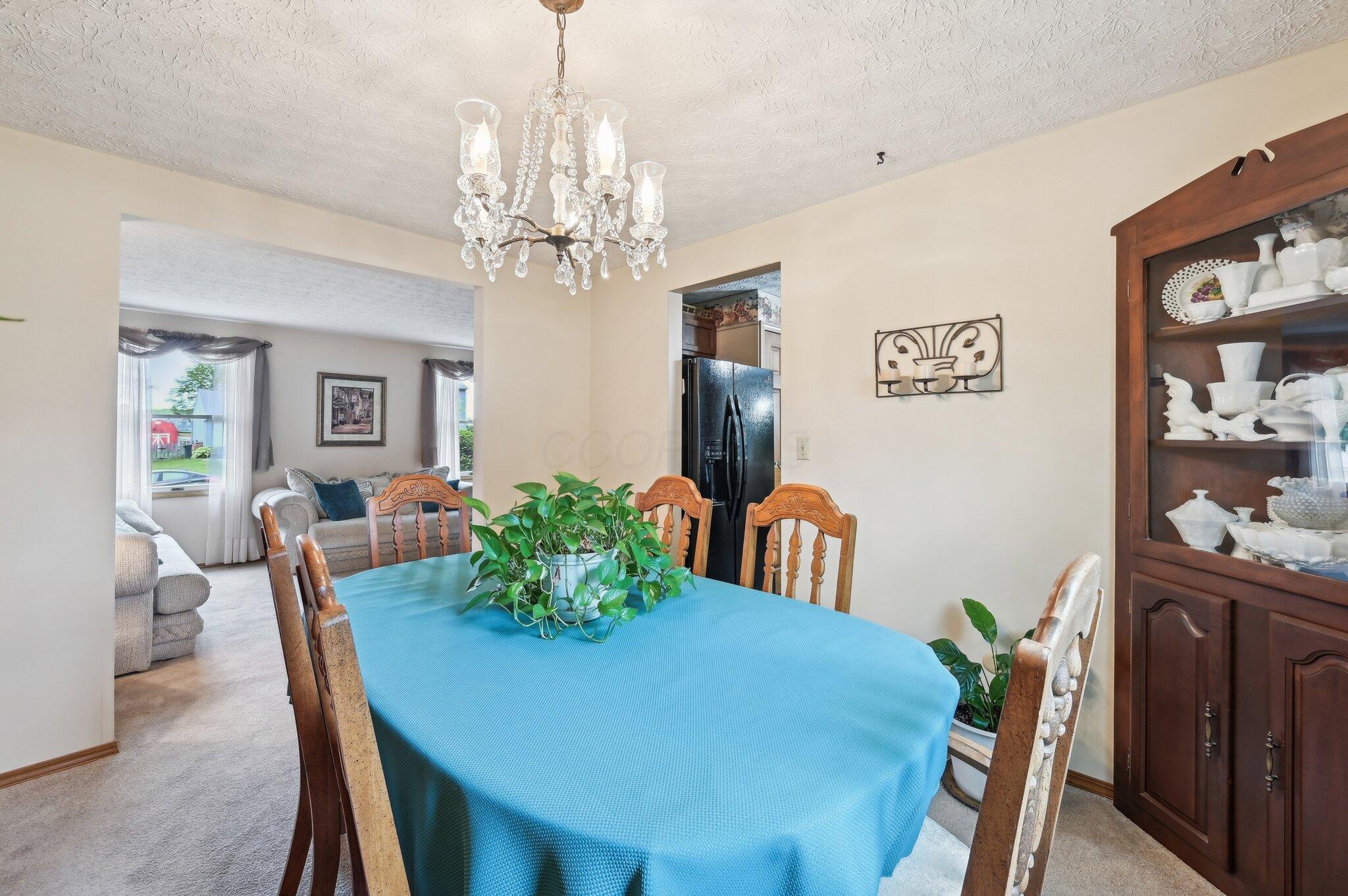 8177 Maugham Drive, Reynoldsburg, Ohio image 9