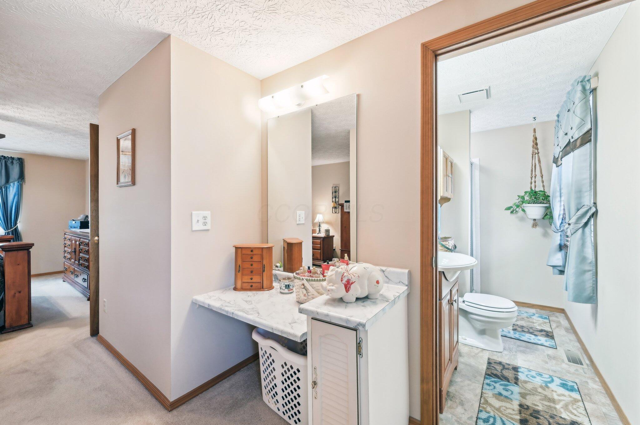 8177 Maugham Drive, Reynoldsburg, Ohio image 26
