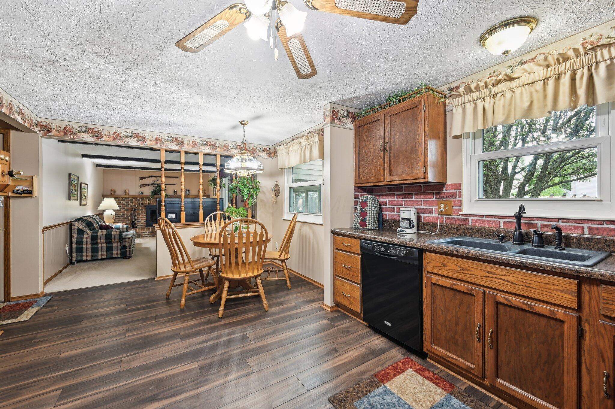 8177 Maugham Drive, Reynoldsburg, Ohio image 14