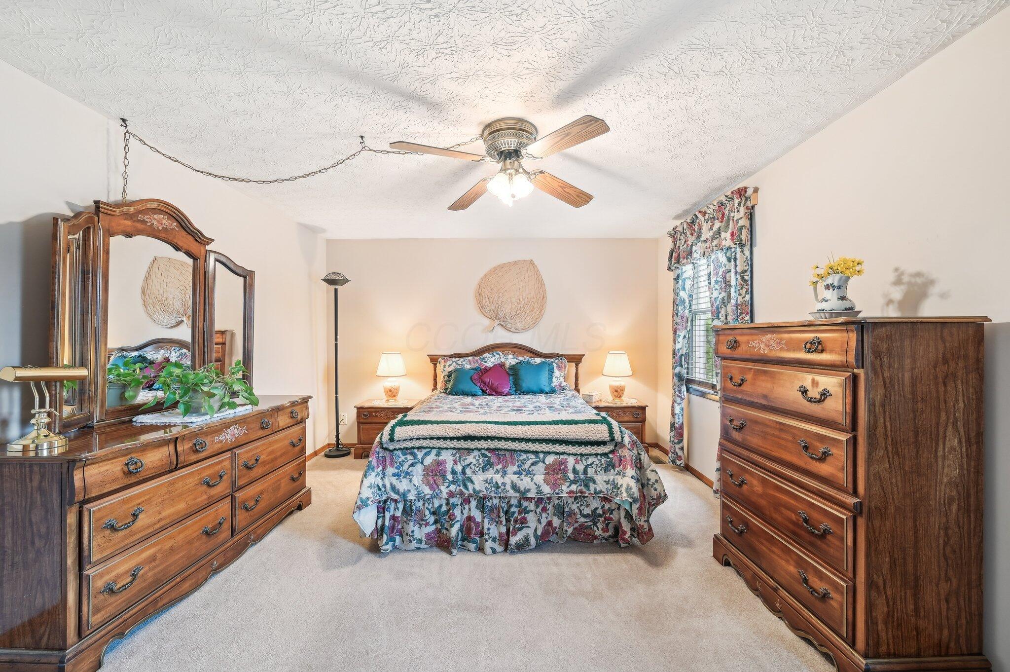 8177 Maugham Drive, Reynoldsburg, Ohio image 35