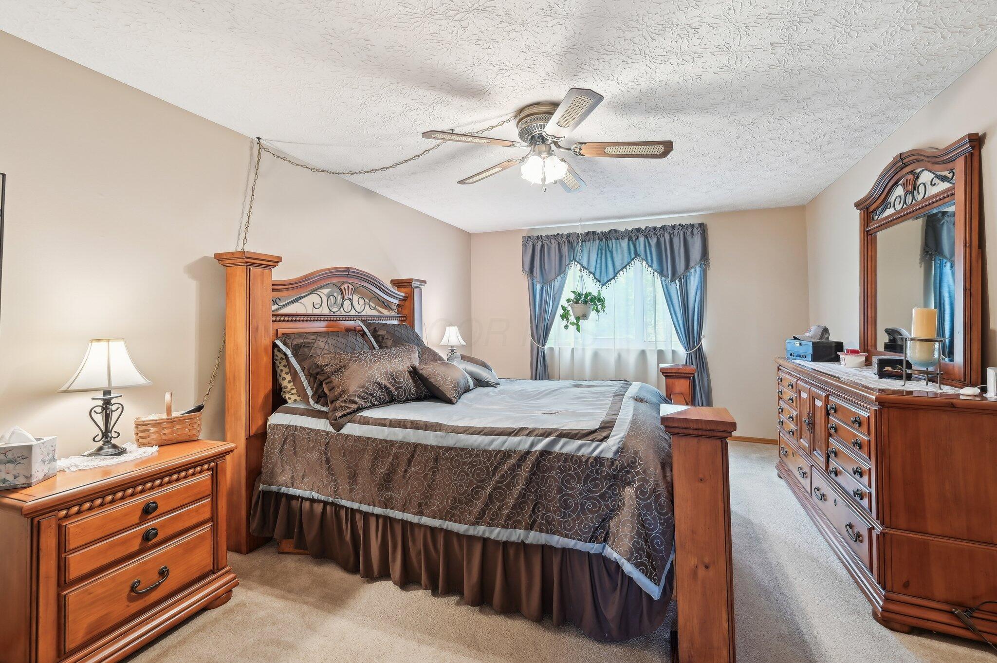 8177 Maugham Drive, Reynoldsburg, Ohio image 23