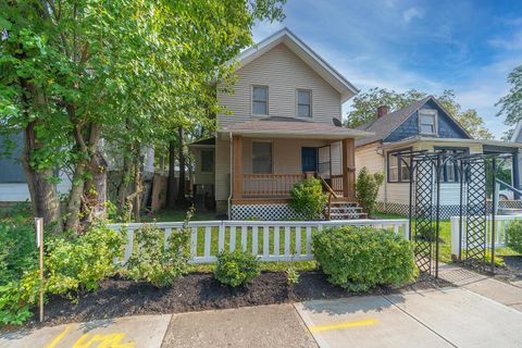 Photo of 810 Miller Avenue, Columbus, OH 43205 (MLS # 225043352)