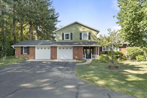 Photo of 111 Edwards Road, Johnstown, OH 43031 (MLS # 225037516)