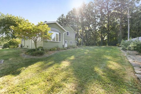 Tiny photo for 111 Edwards Road, Johnstown, OH 43031 (MLS # 225037516)