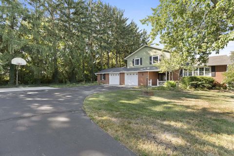 Tiny photo for 111 Edwards Road, Johnstown, OH 43031 (MLS # 225037516)