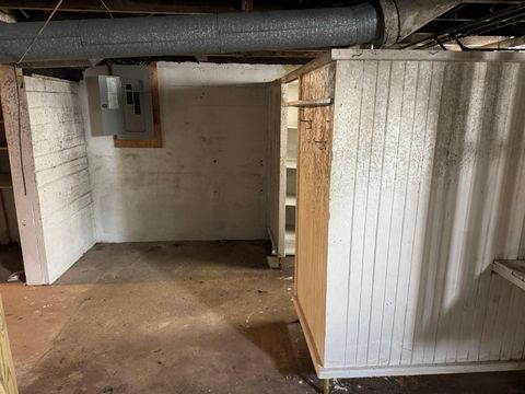 Tiny photo for 125 W Lincoln Avenue, Bellefontaine, OH 43311 (MLS # 226002932)