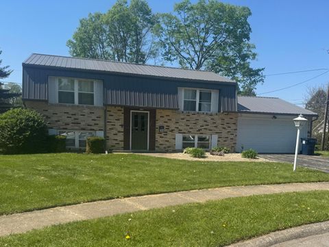Photo of 639 Taft Avenue, Newark, OH 43055 (MLS # 226013359)