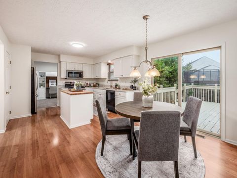 Tiny photo for 614 Village Park Drive, Powell, OH 43065 (MLS # 225040254)