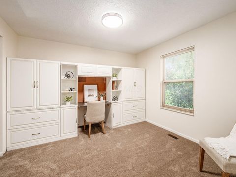 Tiny photo for 614 Village Park Drive, Powell, OH 43065 (MLS # 225040254)
