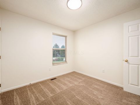 Tiny photo for 614 Village Park Drive, Powell, OH 43065 (MLS # 225040254)