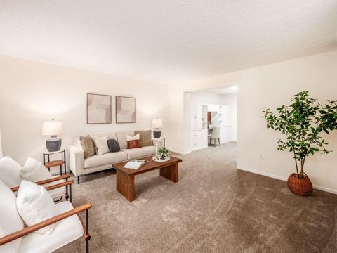 Tiny photo for 614 Village Park Drive, Powell, OH 43065 (MLS # 225040254)