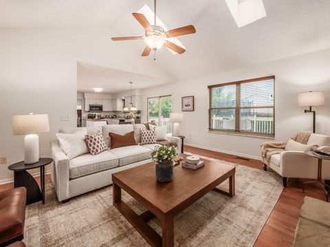 Tiny photo for 614 Village Park Drive, Powell, OH 43065 (MLS # 225040254)
