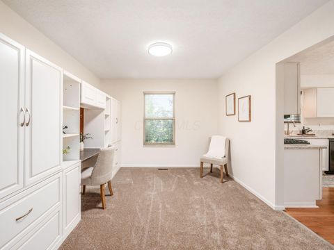 Tiny photo for 614 Village Park Drive, Powell, OH 43065 (MLS # 225040254)