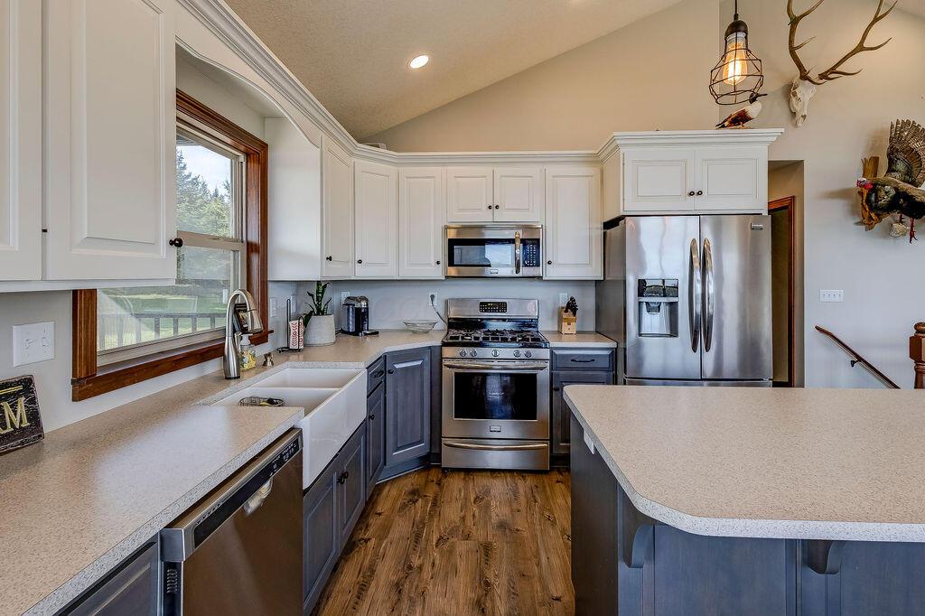 9476 Loches Road, Saint Louisville, Ohio image 18