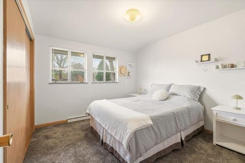 Tiny photo for 6550 Winston Court E, Columbus, OH 43235 (MLS # 225044261)