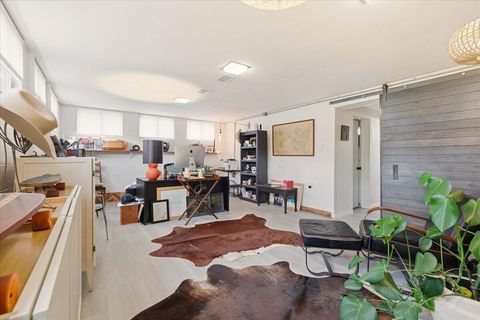 Tiny photo for 6550 Winston Court E, Columbus, OH 43235 (MLS # 225044261)