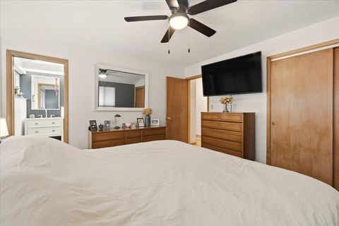 Tiny photo for 6550 Winston Court E, Columbus, OH 43235 (MLS # 225044261)