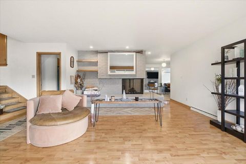 Tiny photo for 6550 Winston Court E, Columbus, OH 43235 (MLS # 225044261)