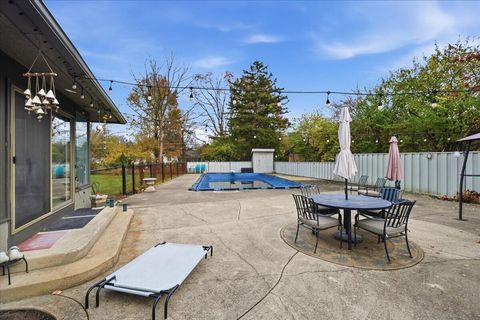 Tiny photo for 6550 Winston Court E, Columbus, OH 43235 (MLS # 225044261)