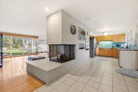 Tiny photo for 6550 Winston Court E, Columbus, OH 43235 (MLS # 225044261)