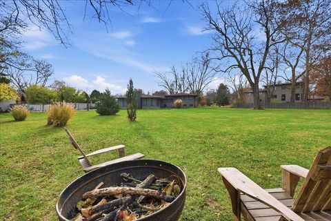 Tiny photo for 6550 Winston Court E, Columbus, OH 43235 (MLS # 225044261)