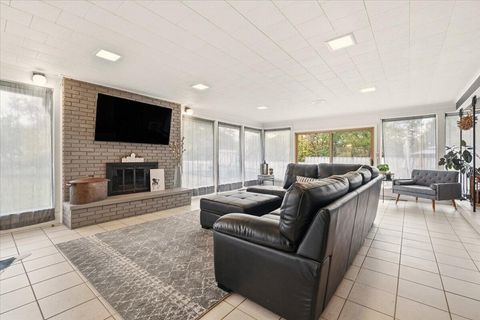 Tiny photo for 6550 Winston Court E, Columbus, OH 43235 (MLS # 225044261)