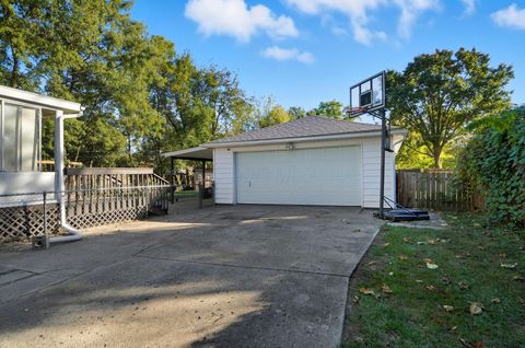 Tiny photo for 2015 Melrose Avenue, Columbus, OH 43224 (MLS # 225039523)