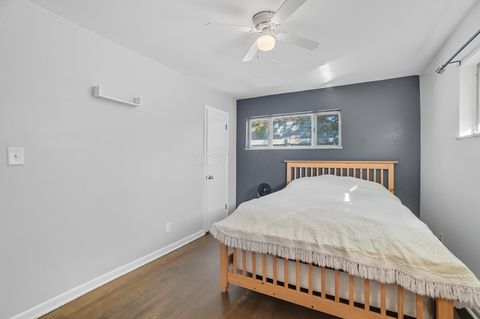 Tiny photo for 2015 Melrose Avenue, Columbus, OH 43224 (MLS # 225039523)