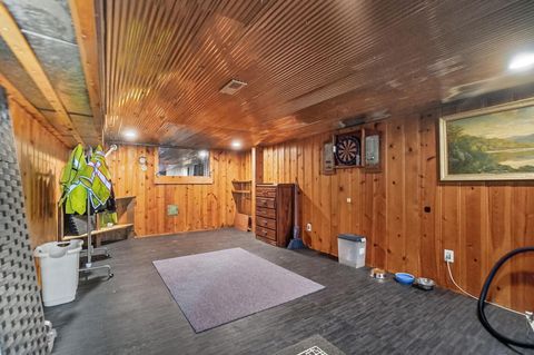 Tiny photo for 2015 Melrose Avenue, Columbus, OH 43224 (MLS # 225039523)