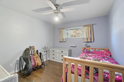 Tiny photo for 2015 Melrose Avenue, Columbus, OH 43224 (MLS # 225039523)
