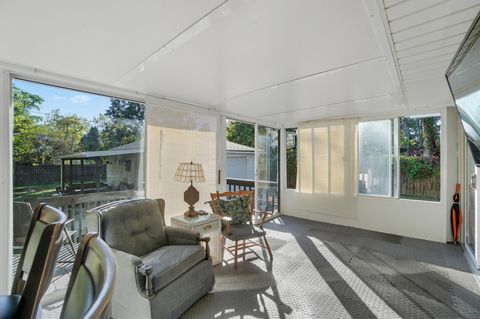 Tiny photo for 2015 Melrose Avenue, Columbus, OH 43224 (MLS # 225039523)