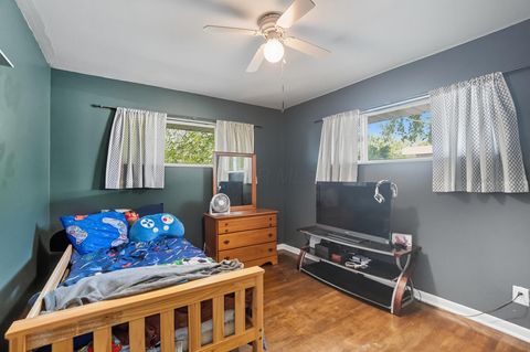 Tiny photo for 2015 Melrose Avenue, Columbus, OH 43224 (MLS # 225039523)
