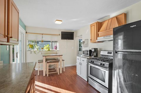 Tiny photo for 2015 Melrose Avenue, Columbus, OH 43224 (MLS # 225039523)