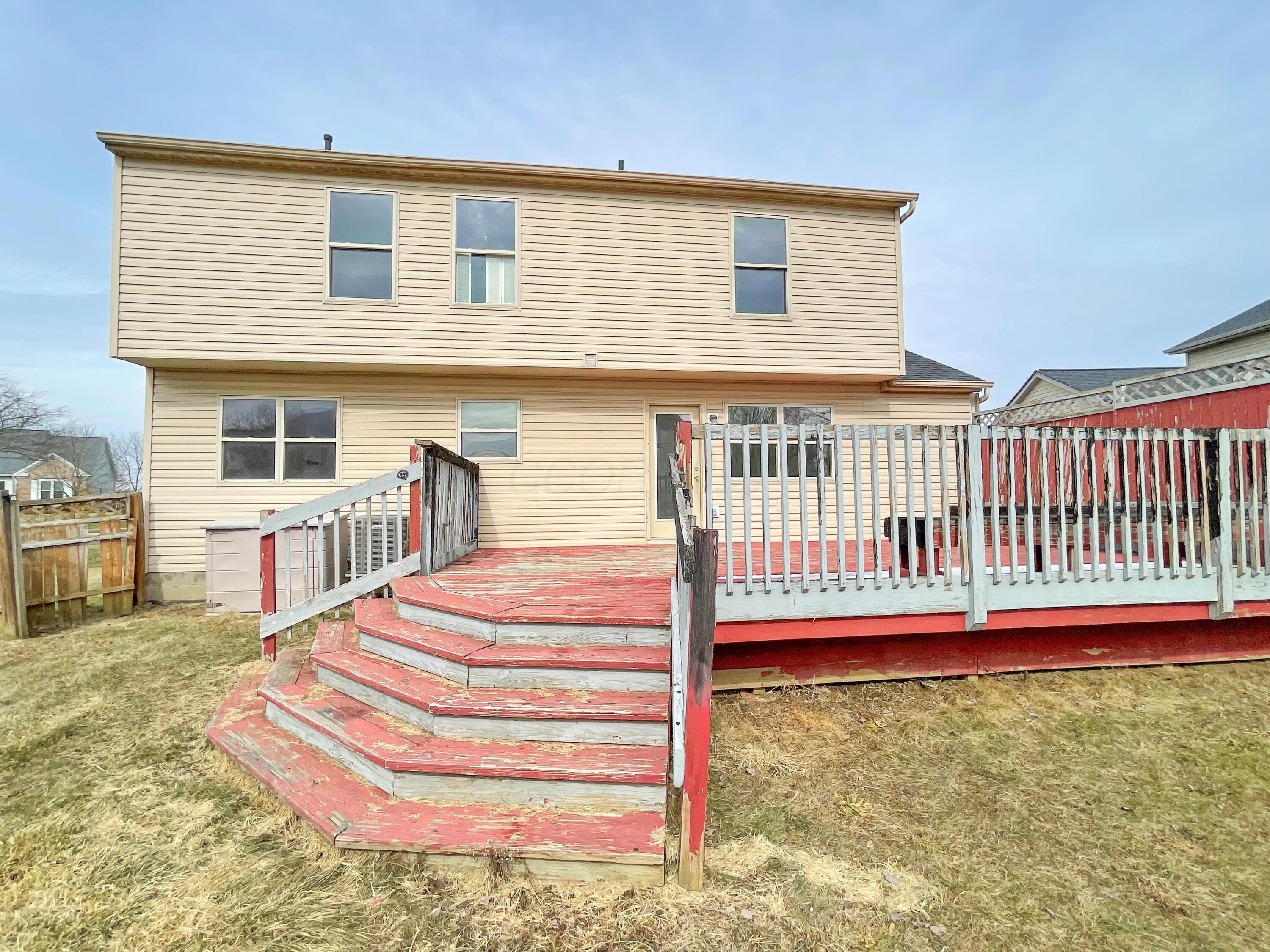1052 E Margate Circle, London, Ohio image 3