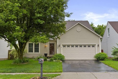 Photo of 7324 Emerald Tree Drive, Canal Winchester, OH 43110 (MLS # 226018188)