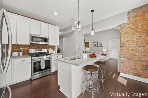 Photo of 192 E 2nd Avenue, Columbus, OH 43201 (MLS # 226013578)