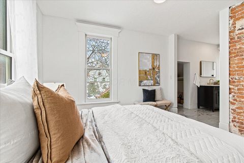 Tiny photo for 674 S Ohio Avenue, Columbus, OH 43205 (MLS # 226005527)