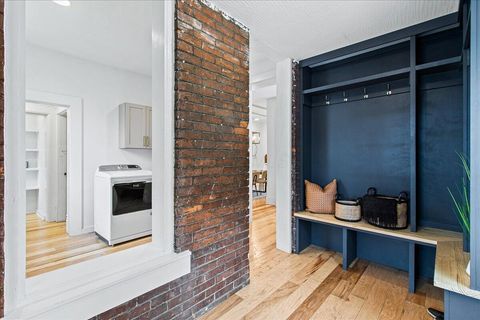 Tiny photo for 674 S Ohio Avenue, Columbus, OH 43205 (MLS # 226005527)