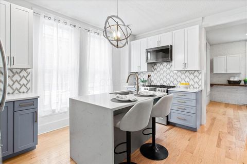 Tiny photo for 674 S Ohio Avenue, Columbus, OH 43205 (MLS # 226005527)