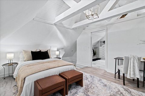 Tiny photo for 674 S Ohio Avenue, Columbus, OH 43205 (MLS # 226005527)