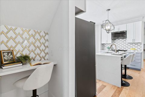 Tiny photo for 674 S Ohio Avenue, Columbus, OH 43205 (MLS # 226005527)