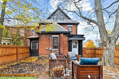 Tiny photo for 674 S Ohio Avenue, Columbus, OH 43205 (MLS # 226005527)