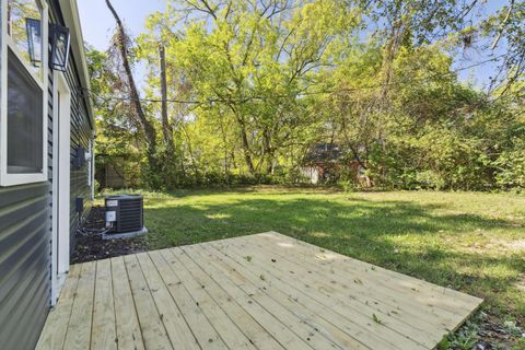 Tiny photo for 991 Antwerp Road, Columbus, OH 43213 (MLS # 225037724)
