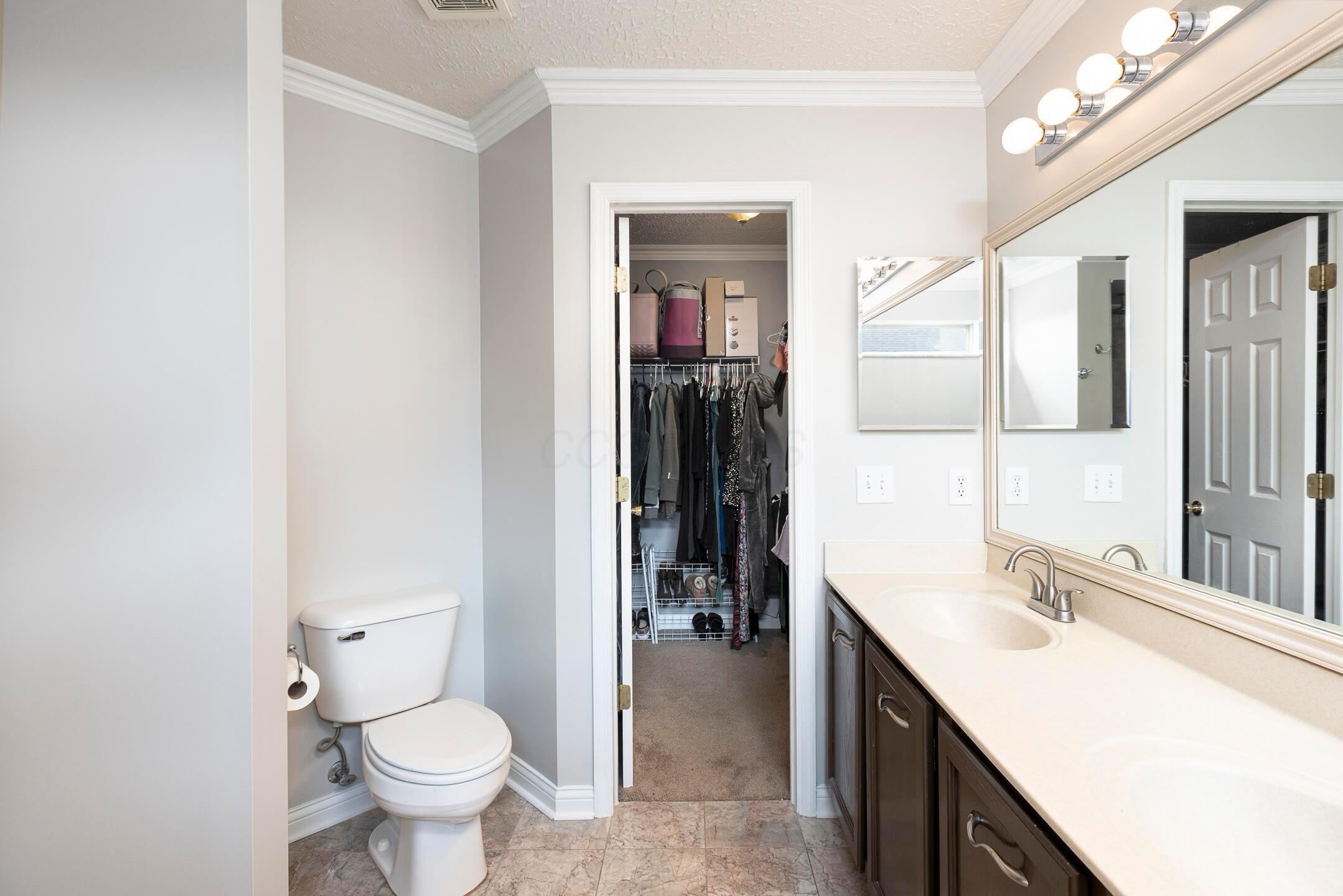 5708 Westbriar Drive, Hilliard, Ohio image 29